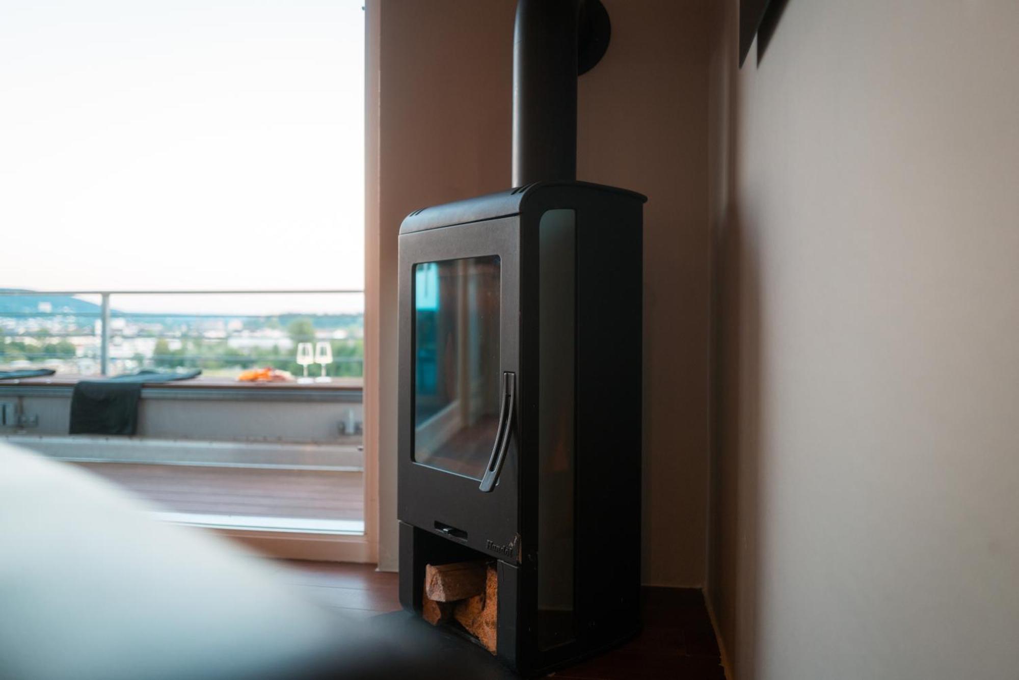 Penthouse Wohnung Mit Schoenem Moselblick In Metternich Coblenza Esterno foto