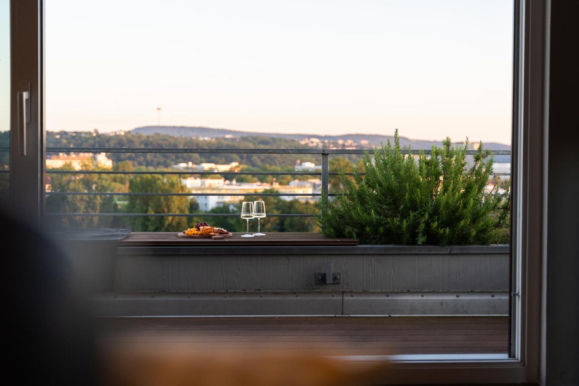 Penthouse Wohnung Mit Schoenem Moselblick In Metternich Coblenza Esterno foto