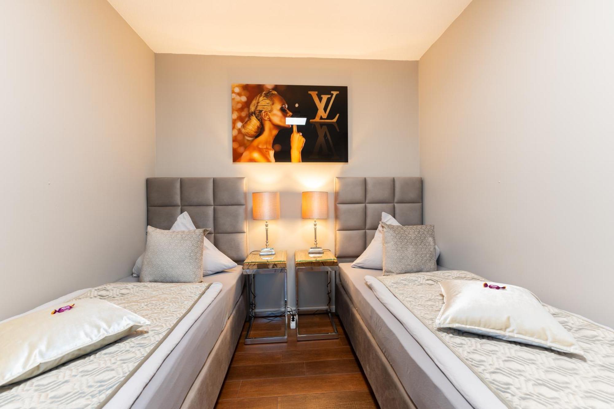 Penthouse Wohnung Mit Schoenem Moselblick In Metternich Coblenza Esterno foto